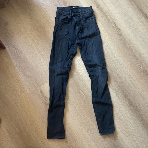 J Brand Alana Black Elixir Jeans - Picture 1 of 3